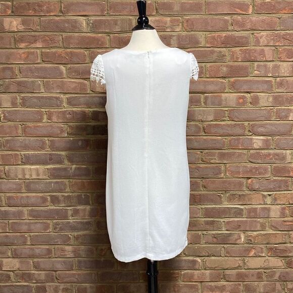 Young Threads White Lace Cap Sleeve Dress Size Medium - Picture 5 of 8